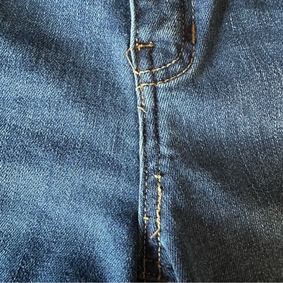 KANCAN Women's Mid-Rise Flap Pocket Flare Jeans - Size 27 - Picture 14 of 14